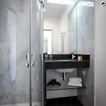 Le Manoir ホテル 3*
