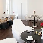 Le Manoir Ла-Рошель