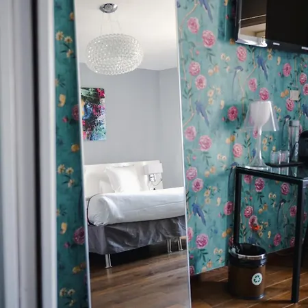Le Manoir Hotel 3*