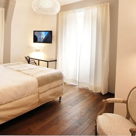 Le Manoir Hotel, Bw Signature Collection